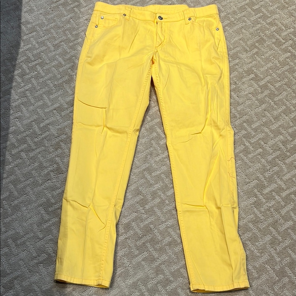 Woman’s Bisou Bisou Yellow Jeans, Size 12